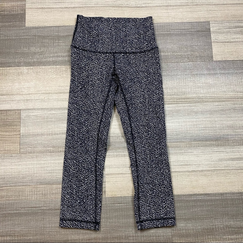 🆕Lululemon High Rise Align Crop Yoga Pants